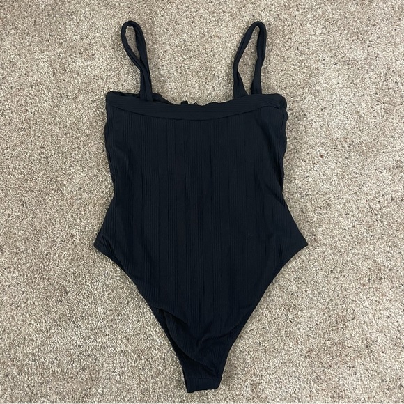 NWT L Space Cha Cha One Piece Bathing Suit in Black - Picture 9 of 10